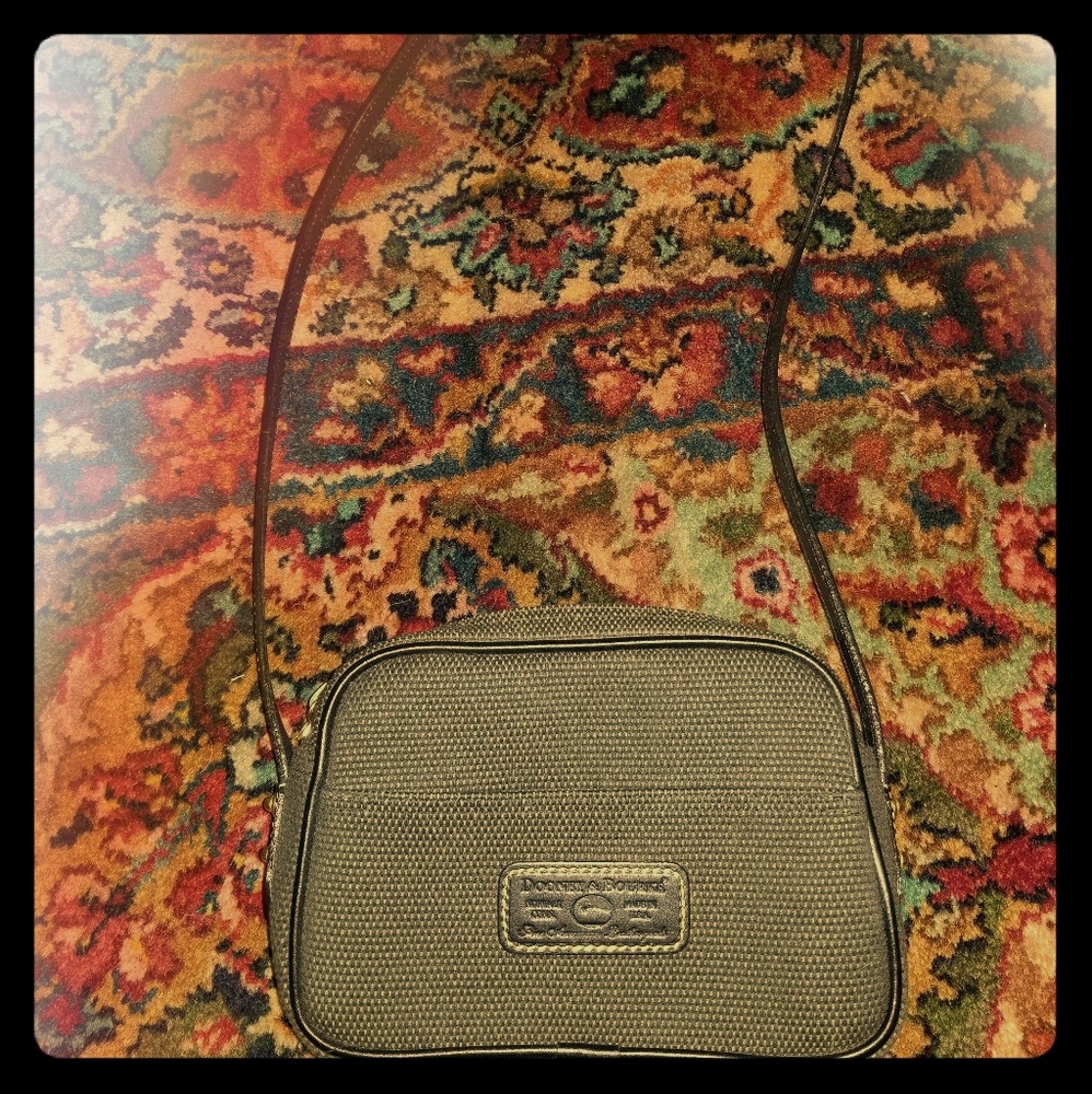 Nwot small dooney bag